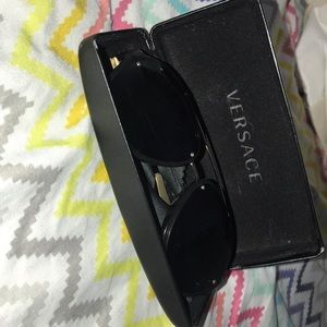 100% authentic Versace sun glasses